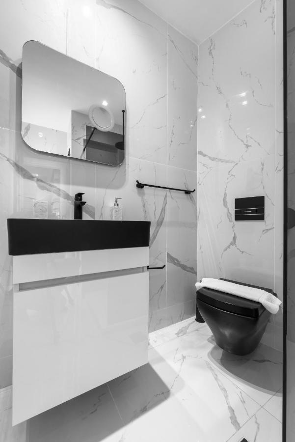 Penthouse Level 8, Nilie Hospitality Mgmt Apartman Szaloniki Kültér fotó